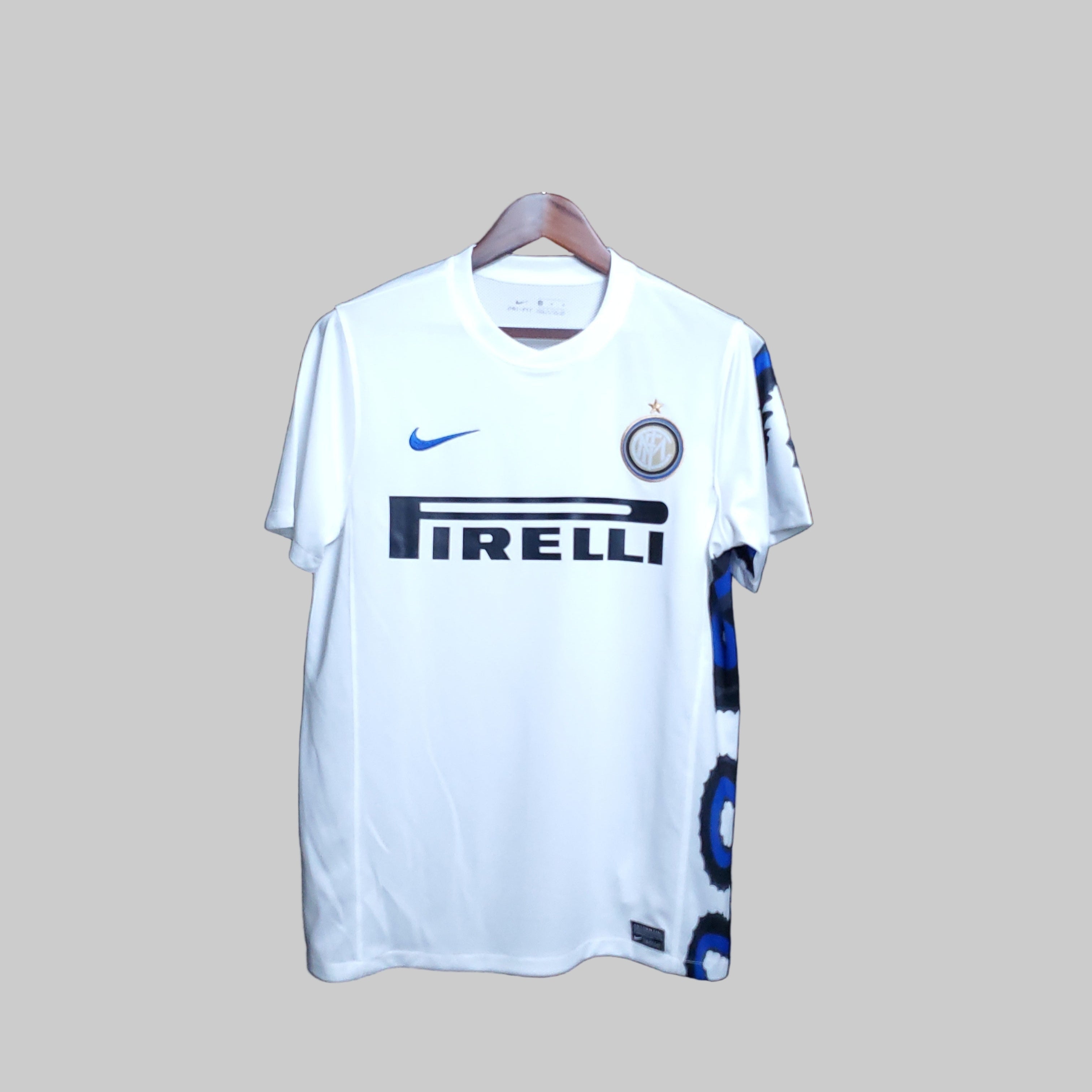 Inter retro away shirt 2010-11