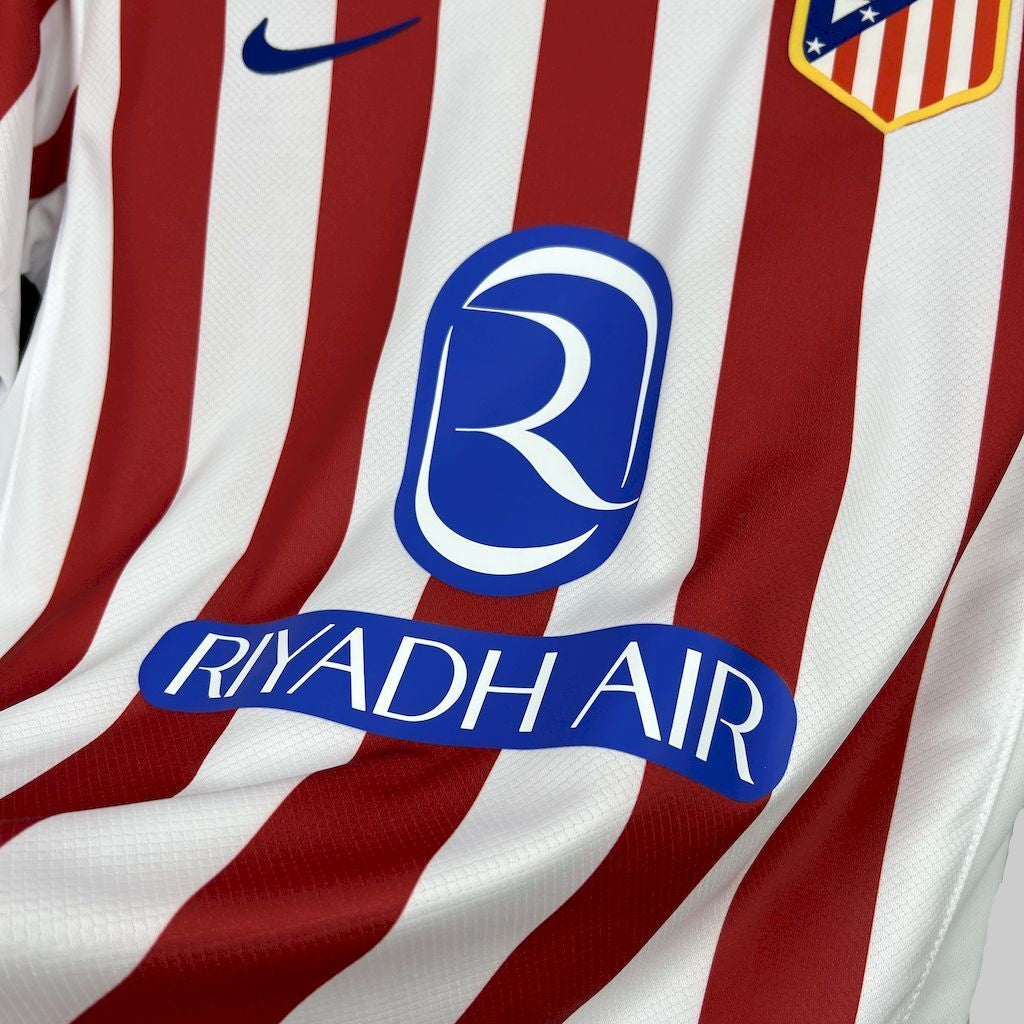 Atletico Madrid home shirt 2025-26