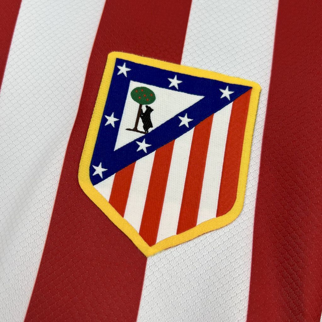 Atletico Madrid home shirt 2025-26