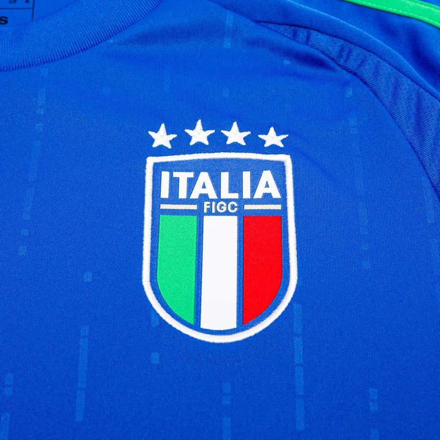 Italy home shirt 2025
