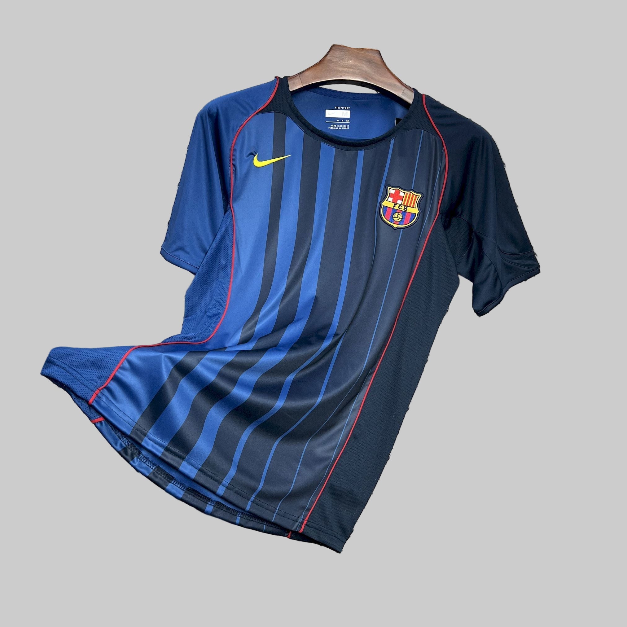 FC Barcelona retro away shirt 2004-05
