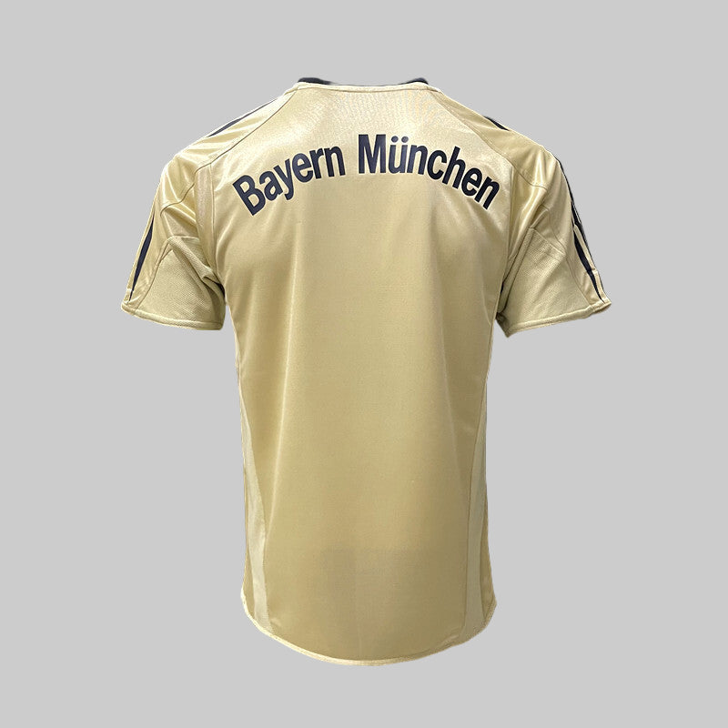 Bayern München retro away shirt 2004-05