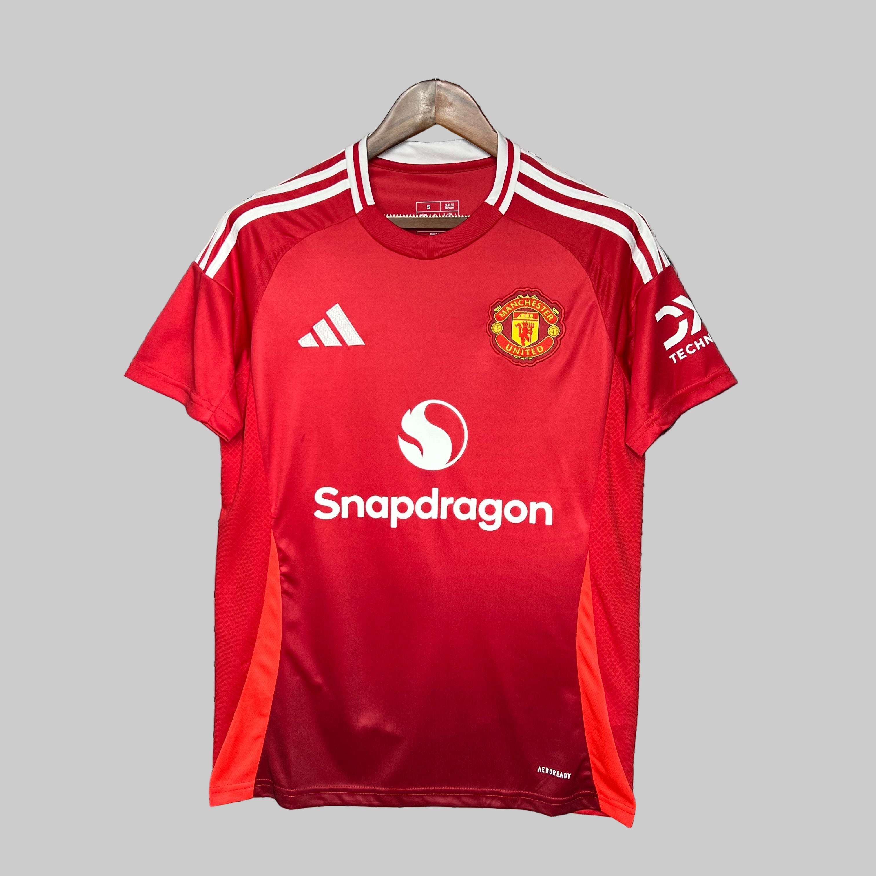 Manchester united home shirt 2024-25