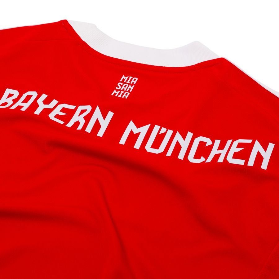 Bayern München Home shirt 2025-26