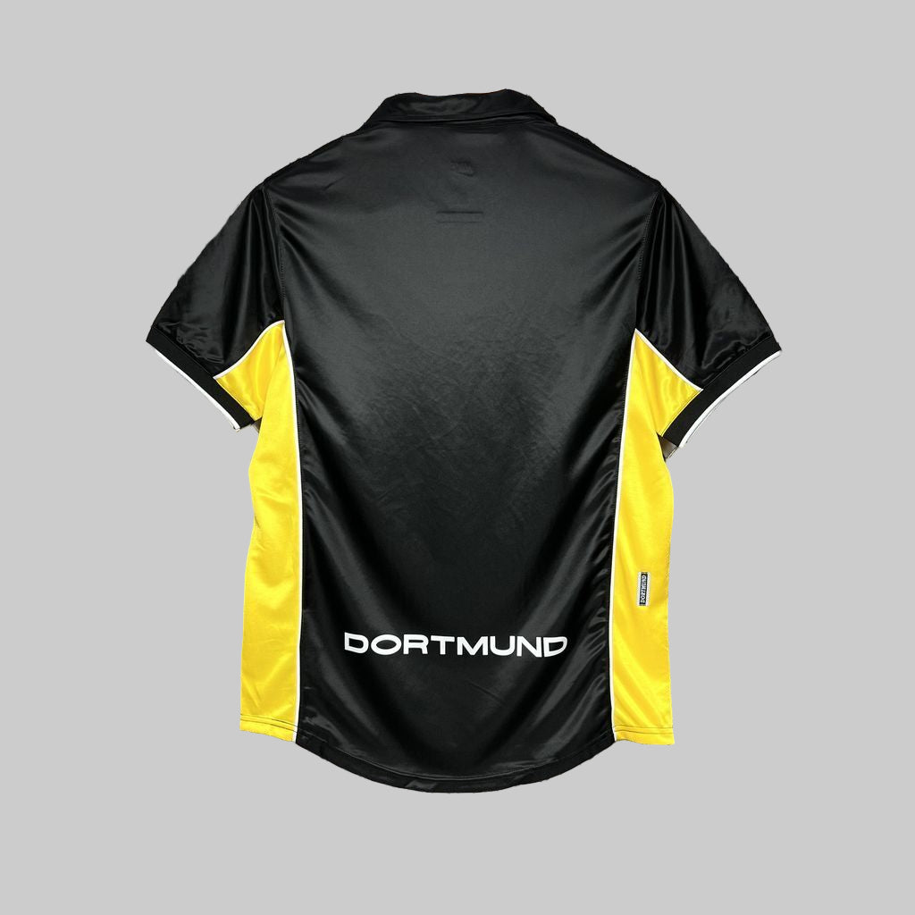 Borussia Dortmund retro away shirt 1998-00