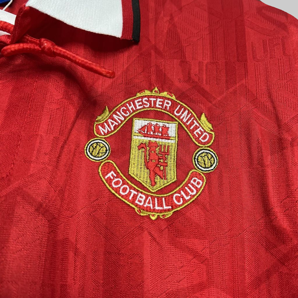 Manchester United retro home shirt 1993-94
