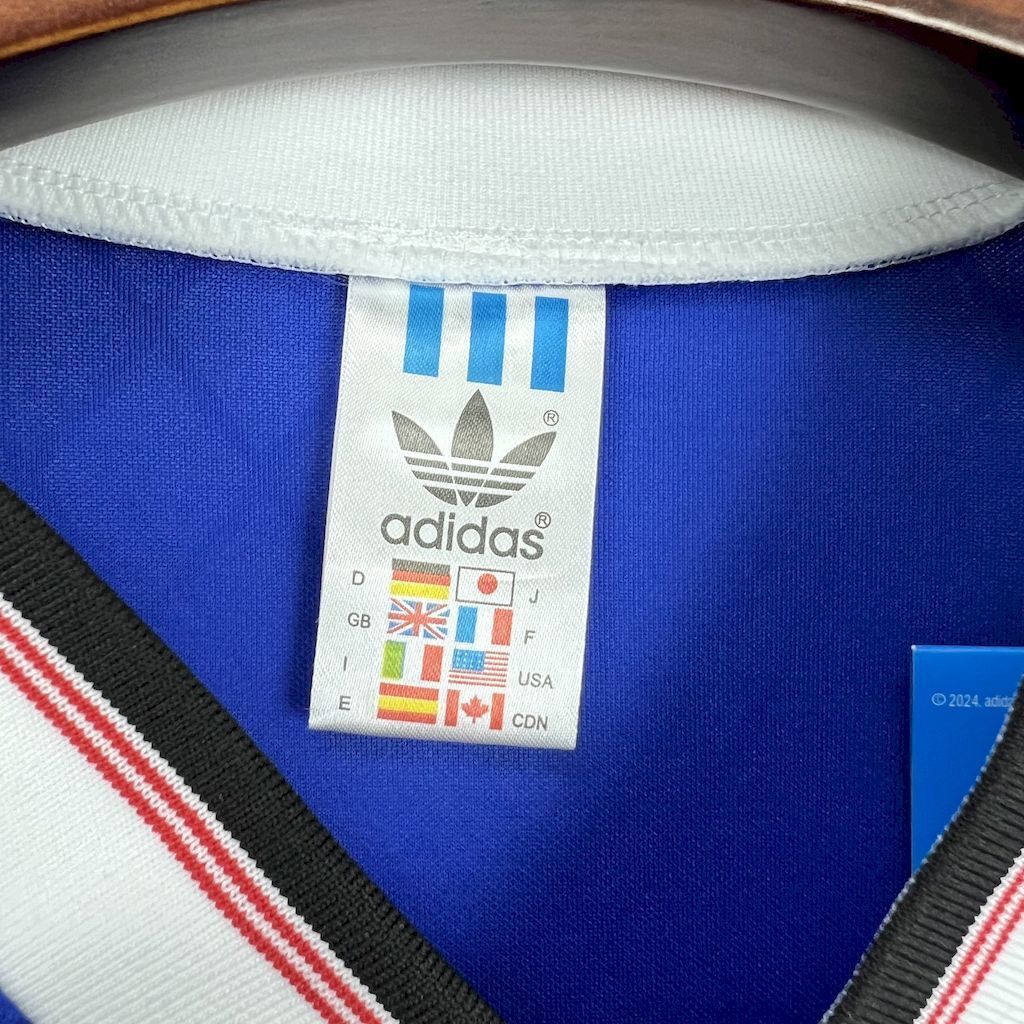 Manchester United retro away shirt 1988-89