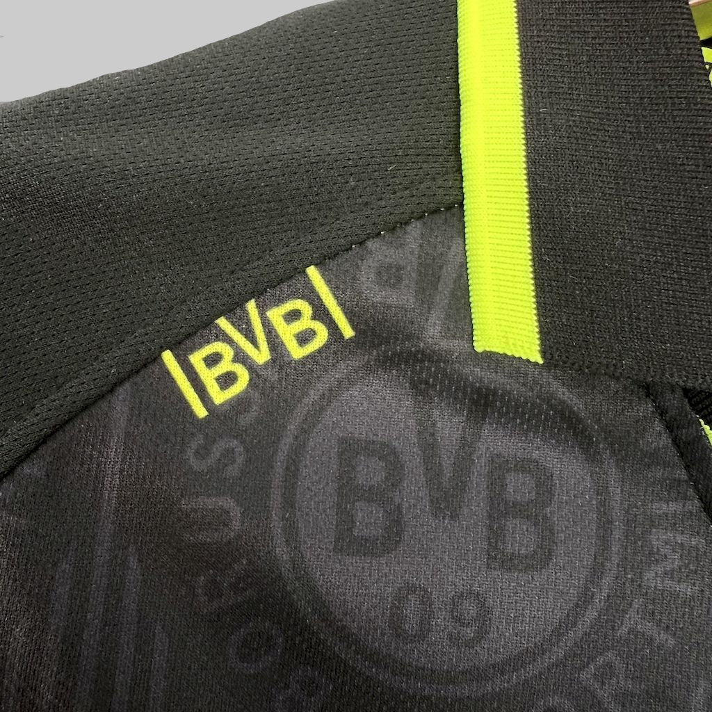 Borussia Dortmund retro away shirt 1996-97