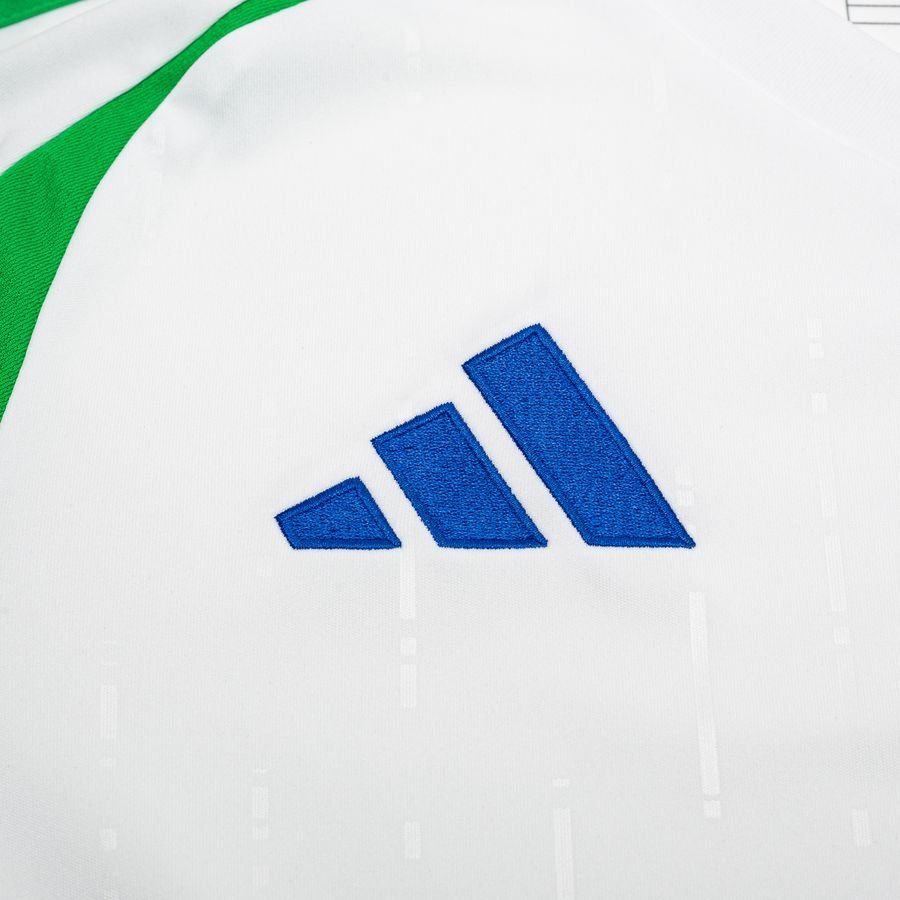Italy away shirt 2025