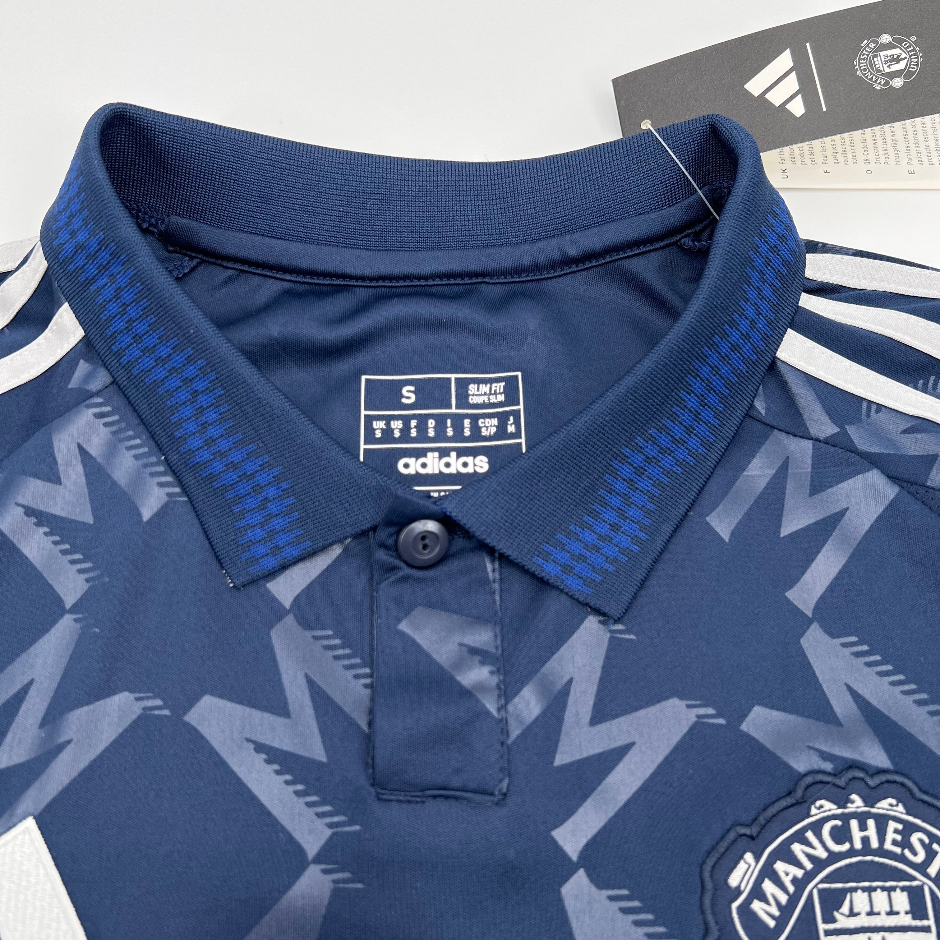 Manchester united away shirt 2024-25