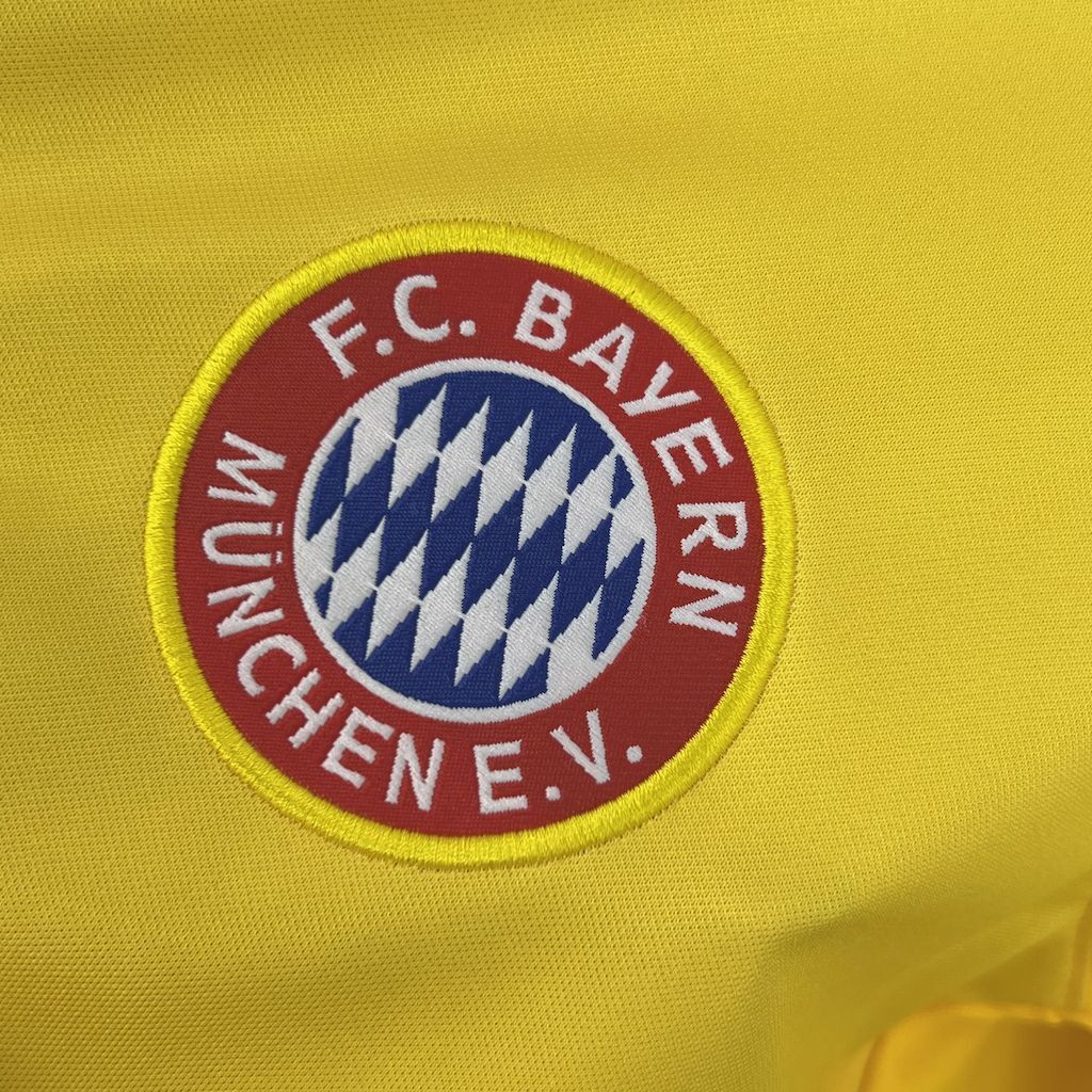 Bayern München retro away shirt 1994-95