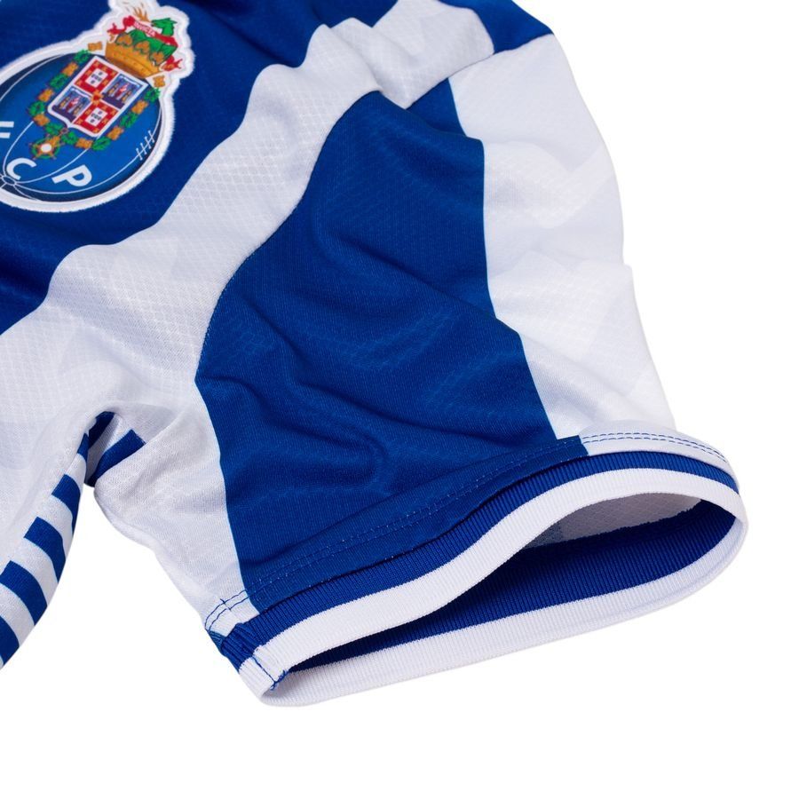 FC Porto home shirt 2025-26