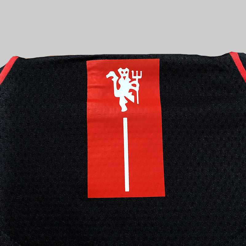 Manchester United retro away shirt 2007-08