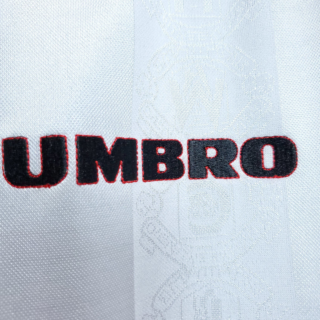 Manchester United retro away shirt 1997-98