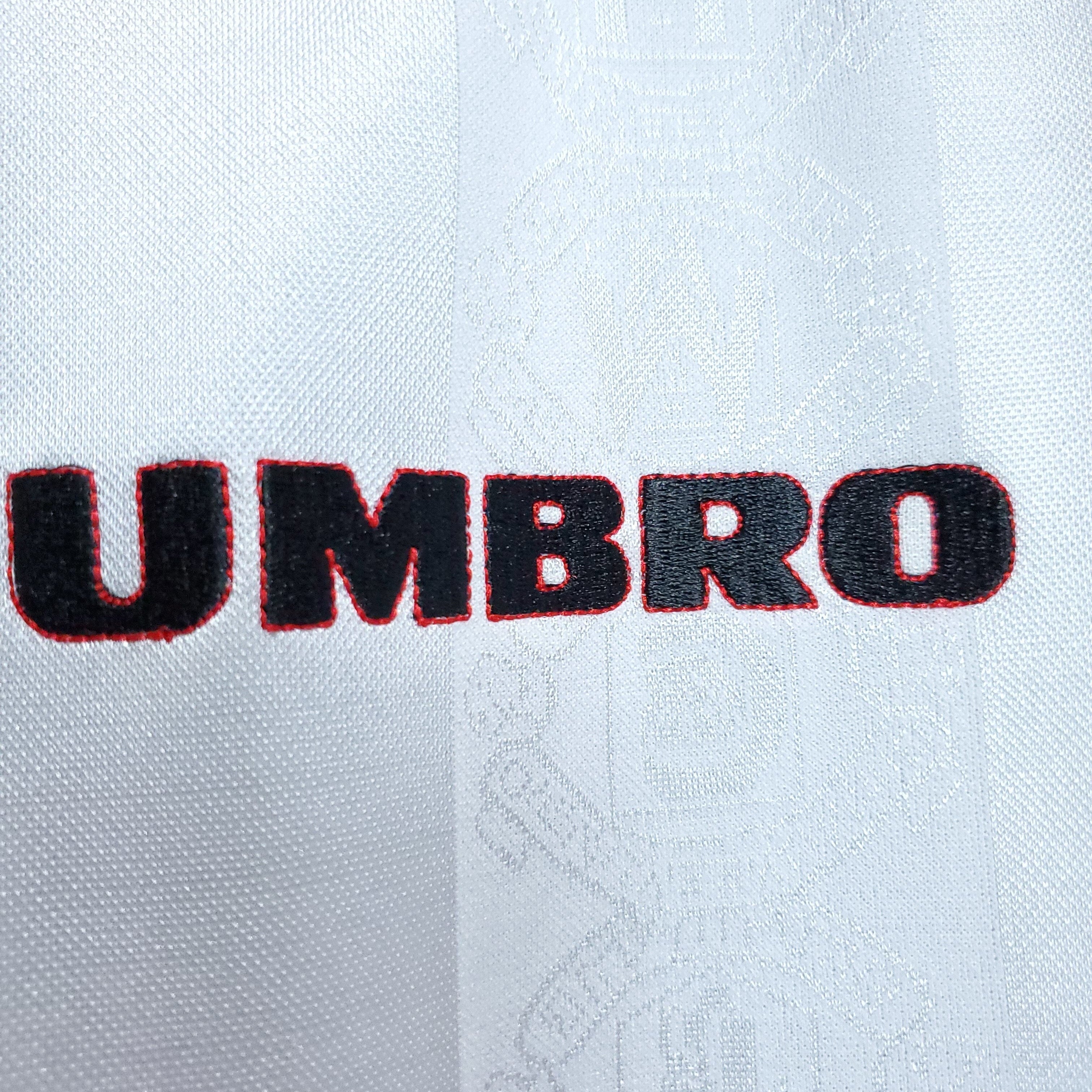 Manchester United retro away shirt 1997-98