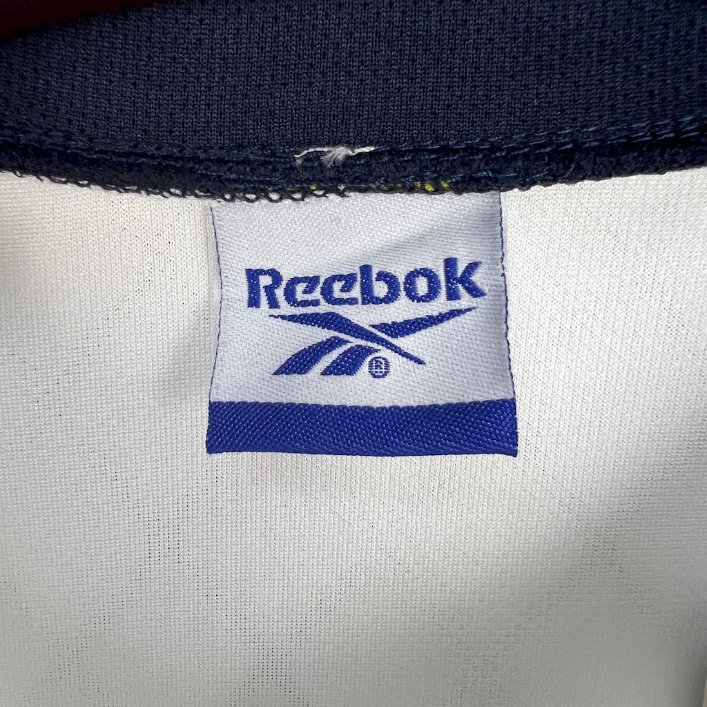 Liverpool retro away shirt 2001-02