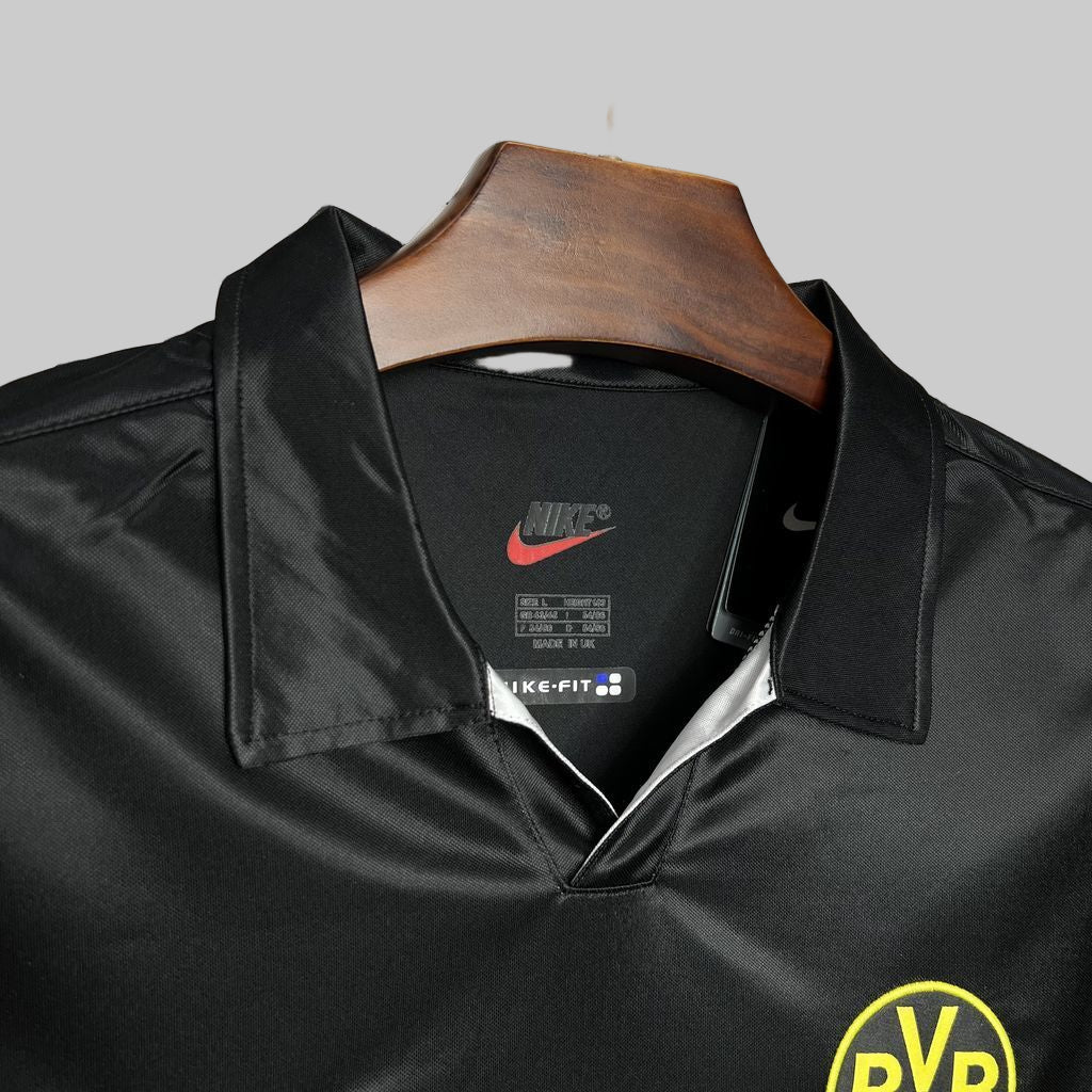Borussia Dortmund retro away shirt 1998-00