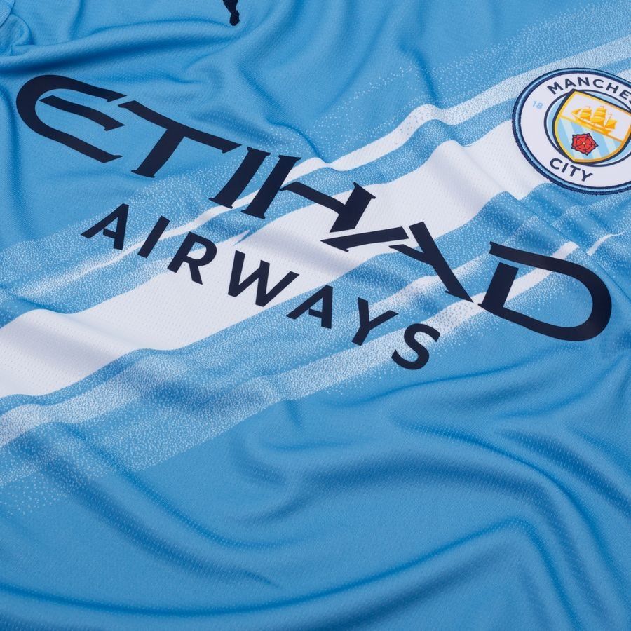 Manchester City home shirt 2025-26