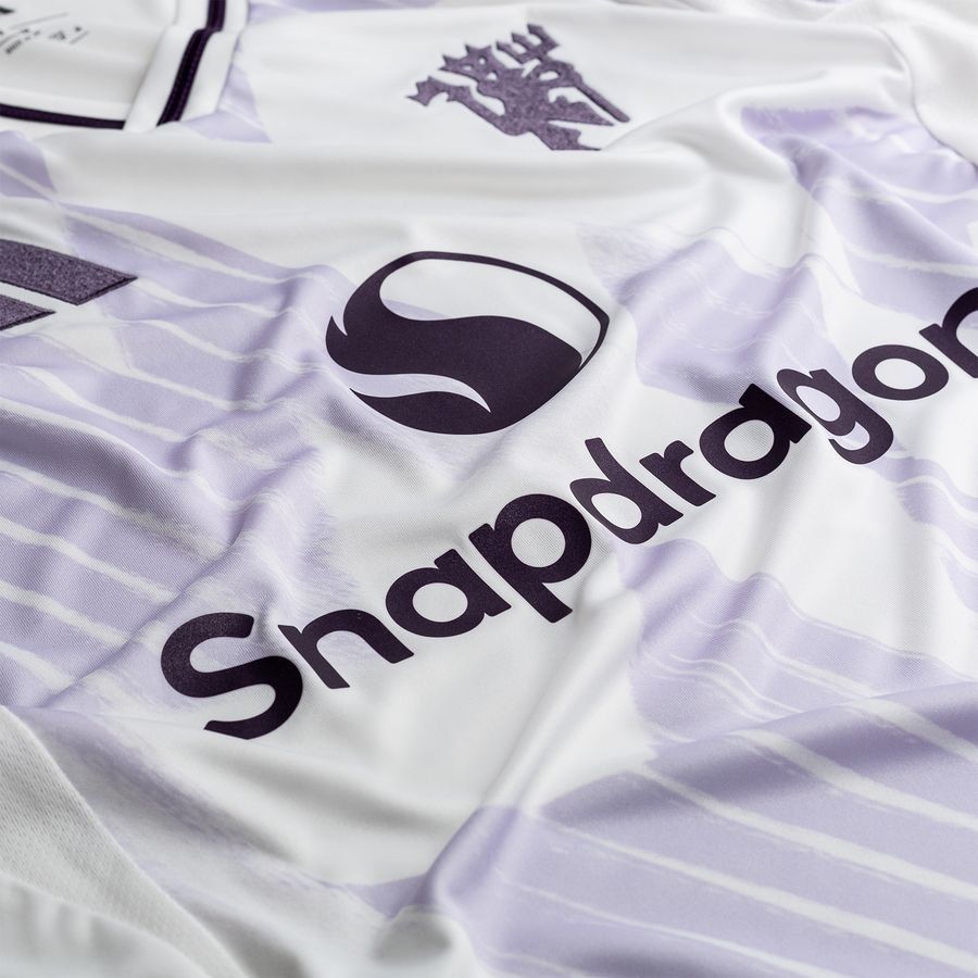 Manchester United away shirt 2025-26