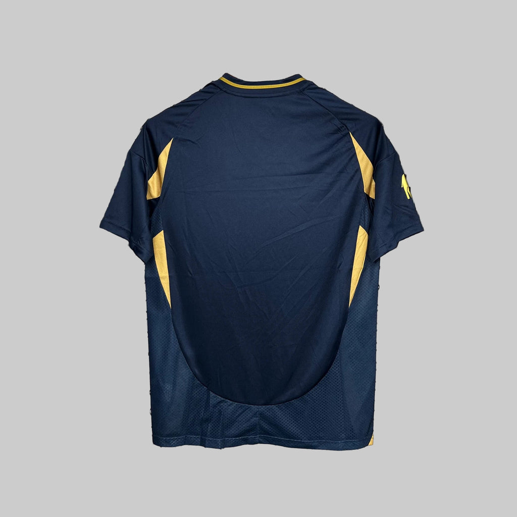 Al Nassr away shirt 2024-25