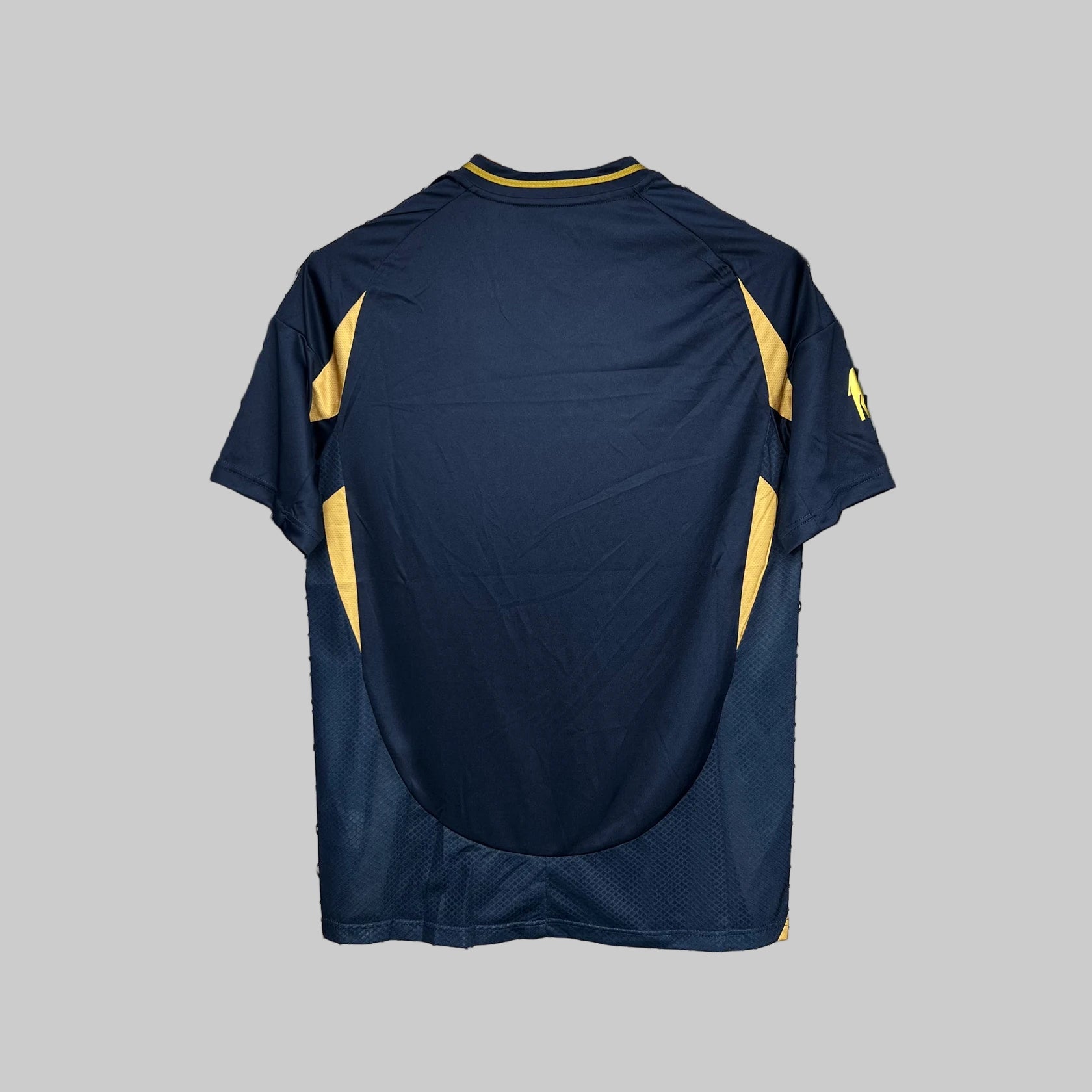 Al Nassr away shirt 2024-25