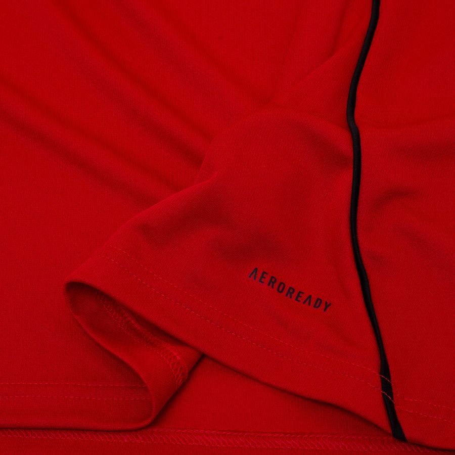 Manchester United home shirt 2025-26