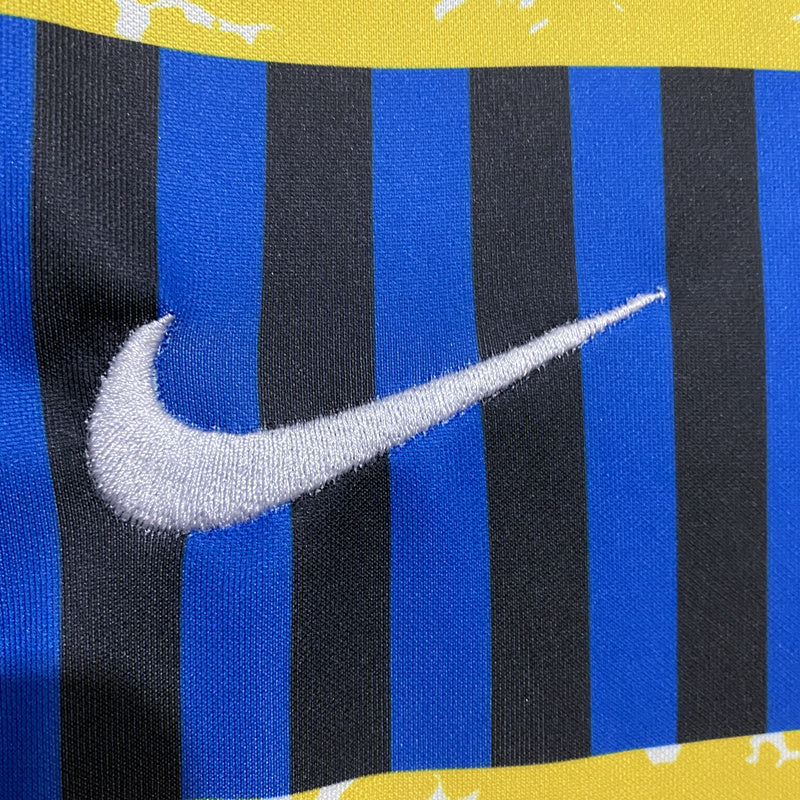 Inter retro third shirt 2021-22