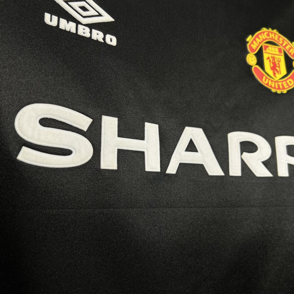 Manchester United retro third shirt 1998-99