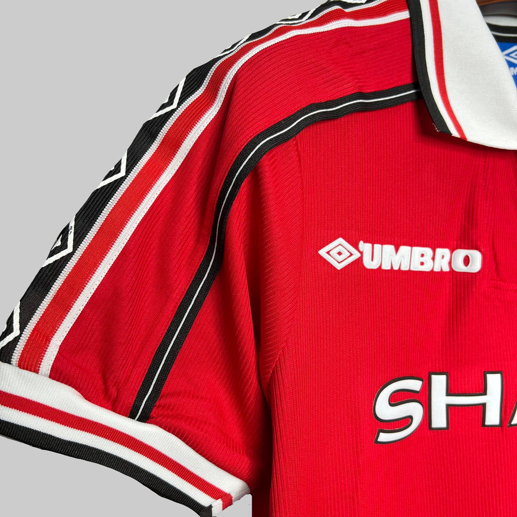 Manchester United retro home shirt 1998-99