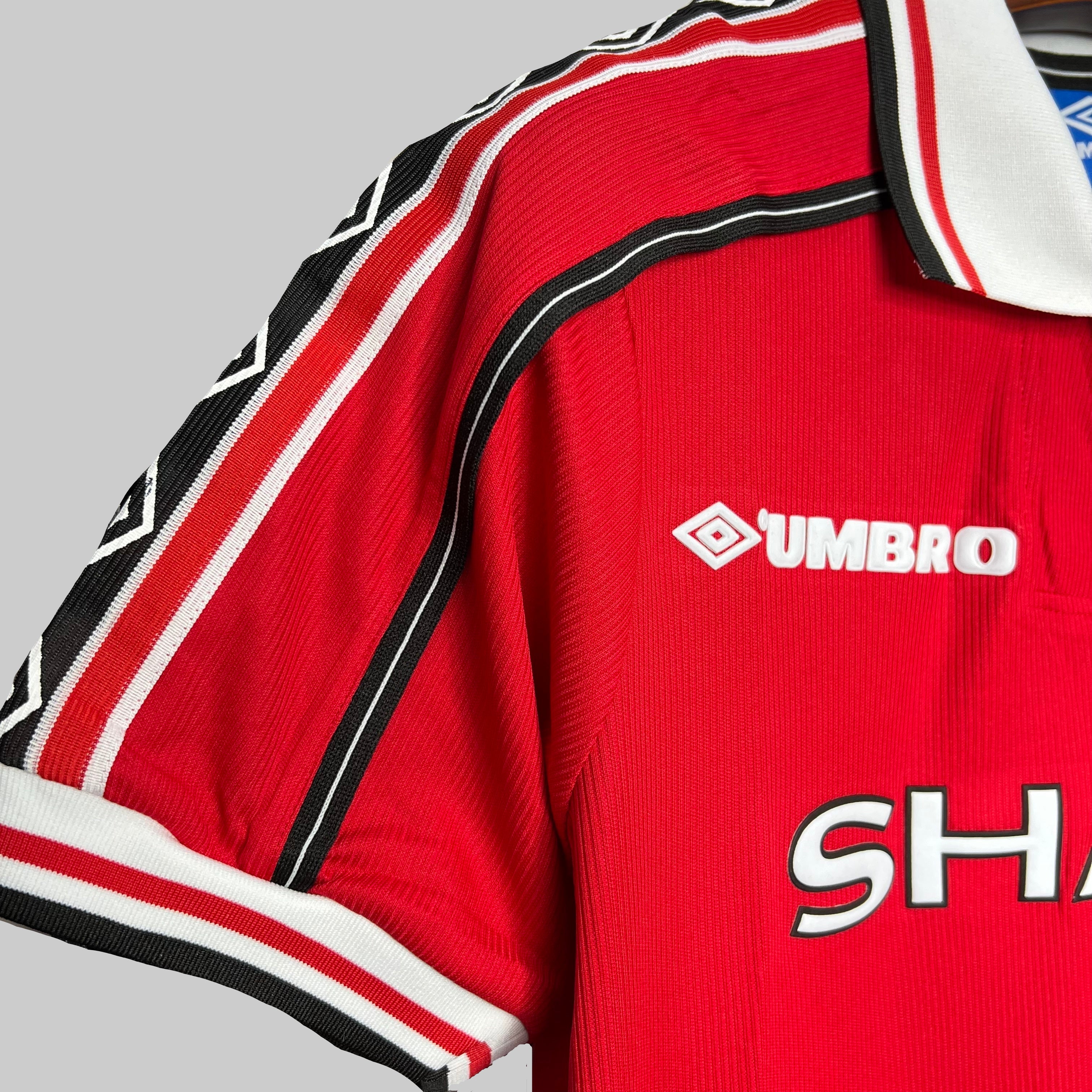 Manchester United retro home shirt 1998-99