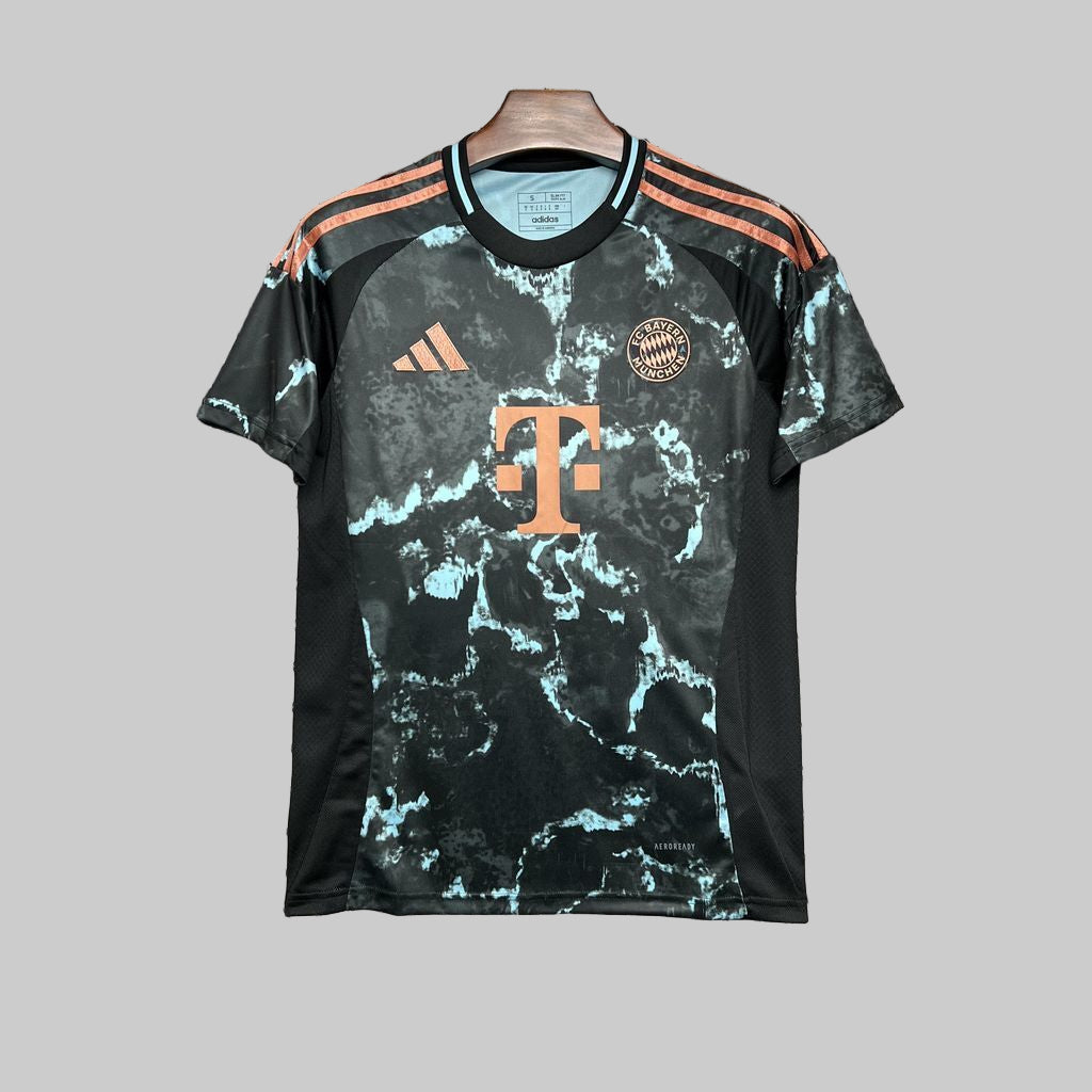 Bayern München away shirt 2024-25