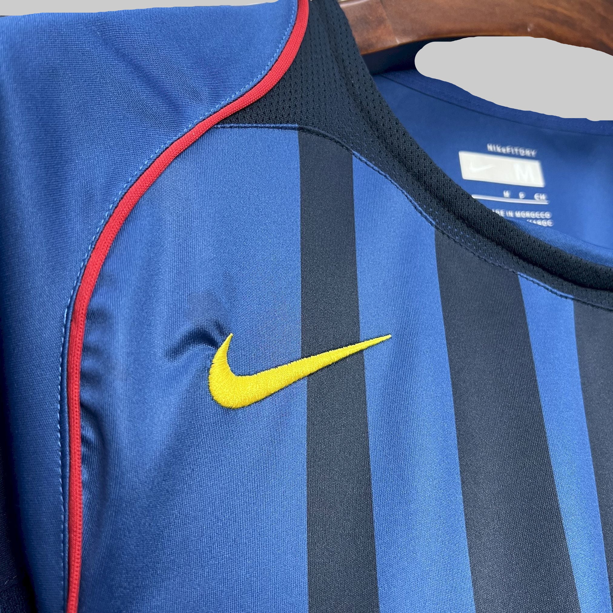 FC Barcelona retro away shirt 2004-05