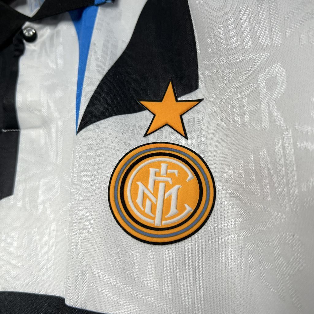 Inter retro away shirt 1992-93