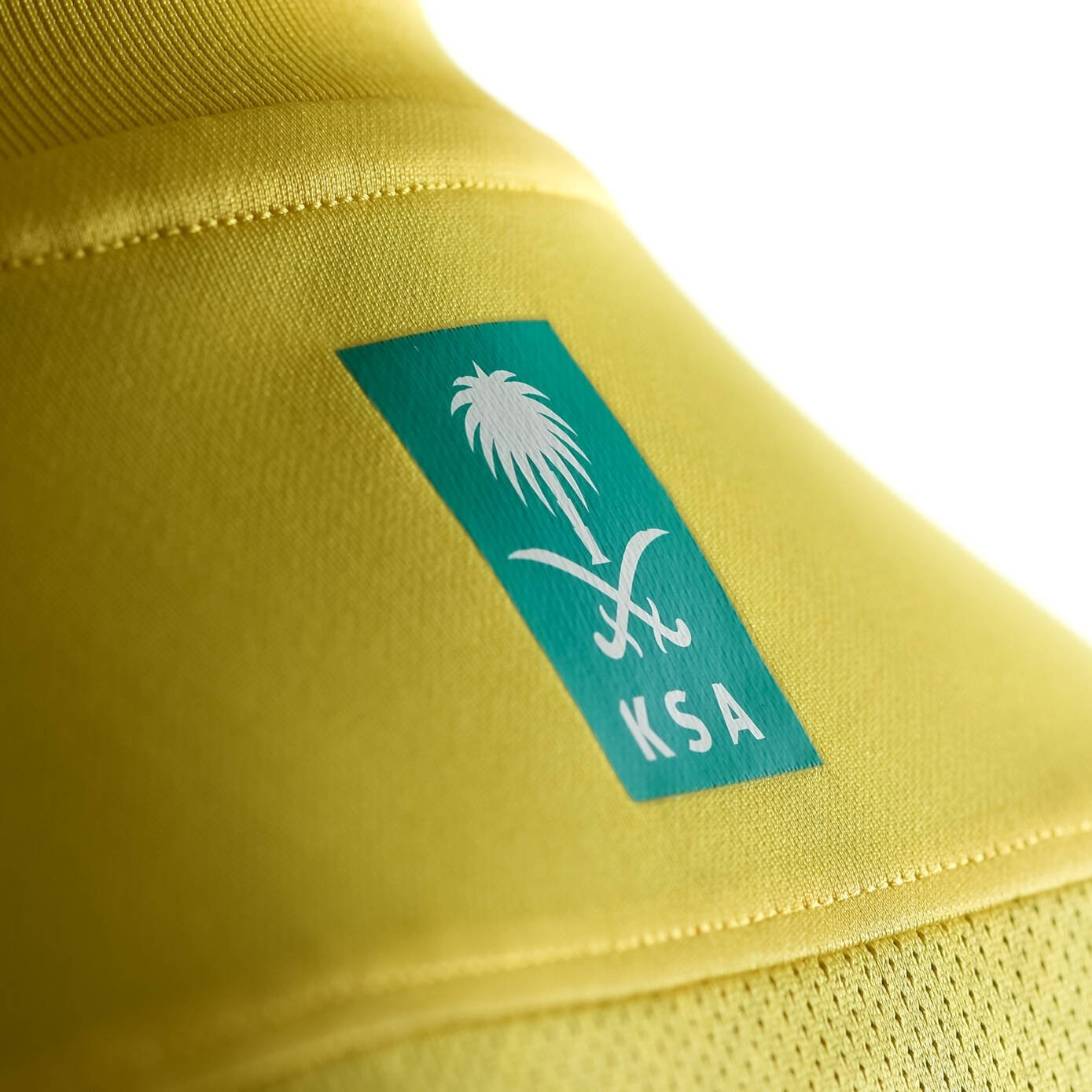 Al Nassr home shirt 2023-24